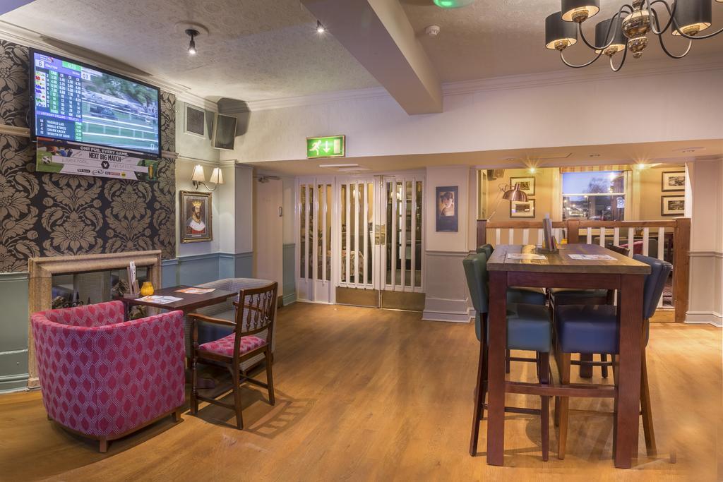 The George Inn Селби Екстериор снимка