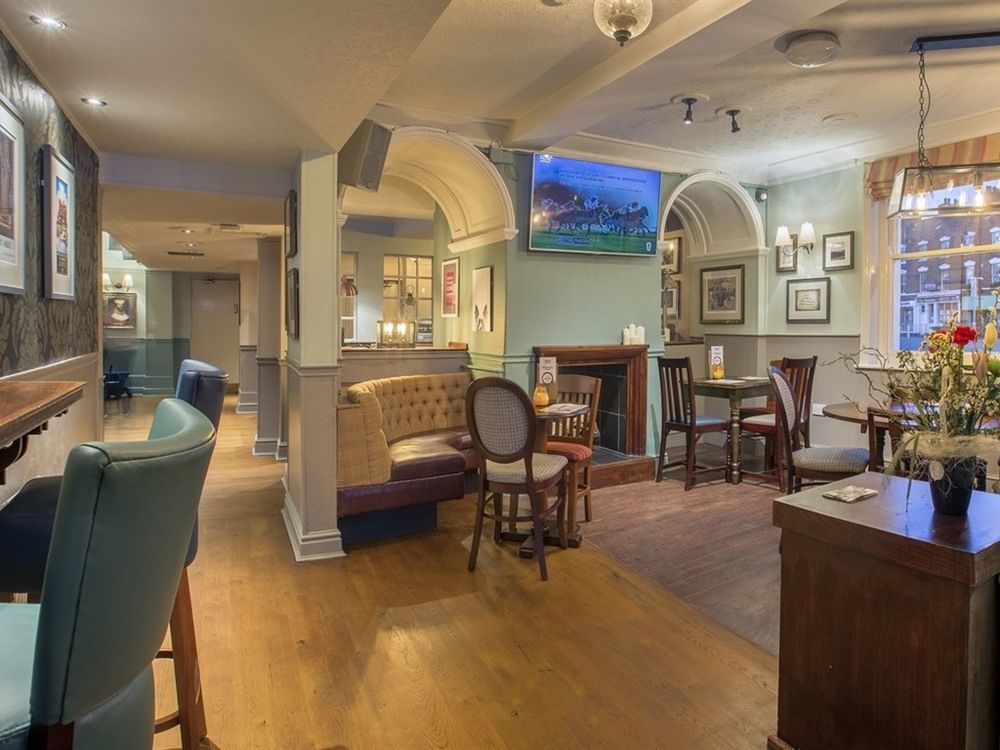 The George Inn Селби Екстериор снимка